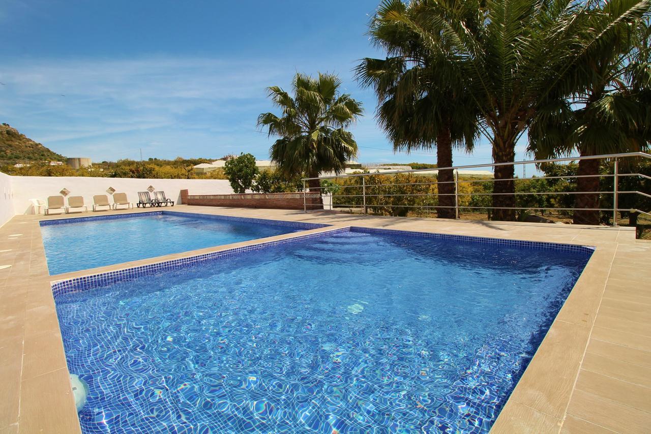Villa El Crucero With Pool And Jacuzzi Spainsunrentals 1035 네르하 외부 사진